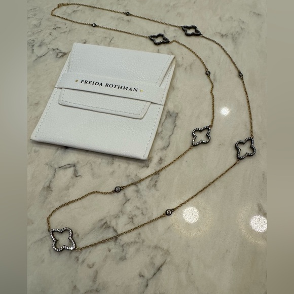 Beautiful like new Freida Rothman two tone clover station necklace - Picture 1 of 8